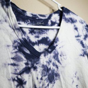 Tie Dye V-Neck T-shirt
